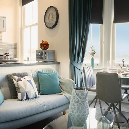 Sea View Serenity Breath Taking Sea View Sleeps 4 Scarborough Esterno foto