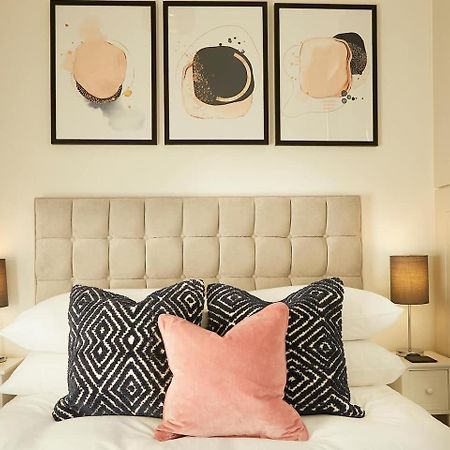 Sea View Serenity Breath Taking Sea View Sleeps 4 Scarborough Esterno foto