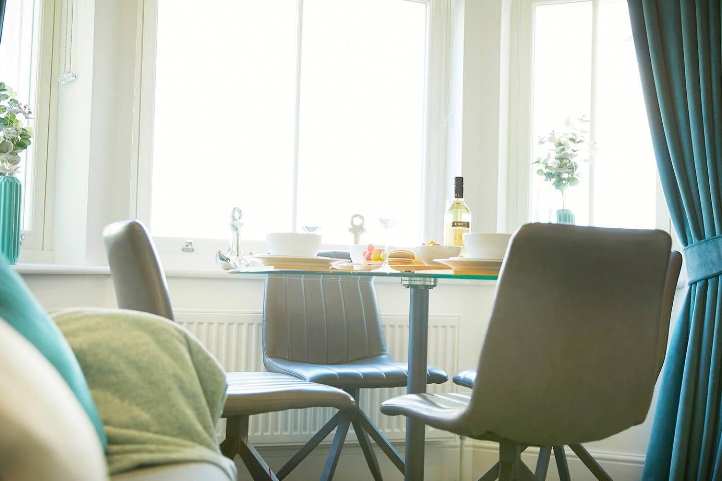 Sea View Serenity Breath Taking Sea View Sleeps 4 Scarborough Esterno foto