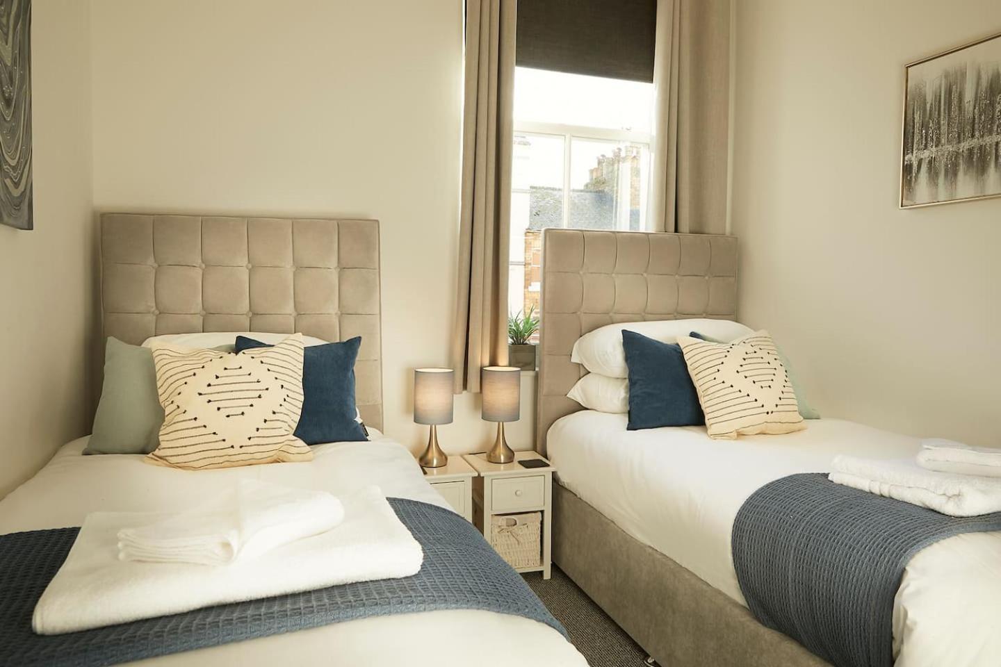 Sea View Serenity Breath Taking Sea View Sleeps 4 Scarborough Esterno foto
